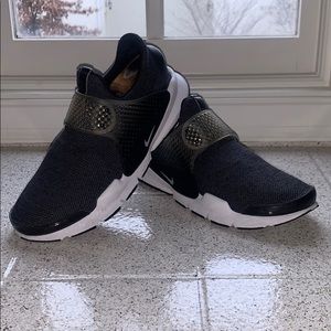 NIKE SOCK DART